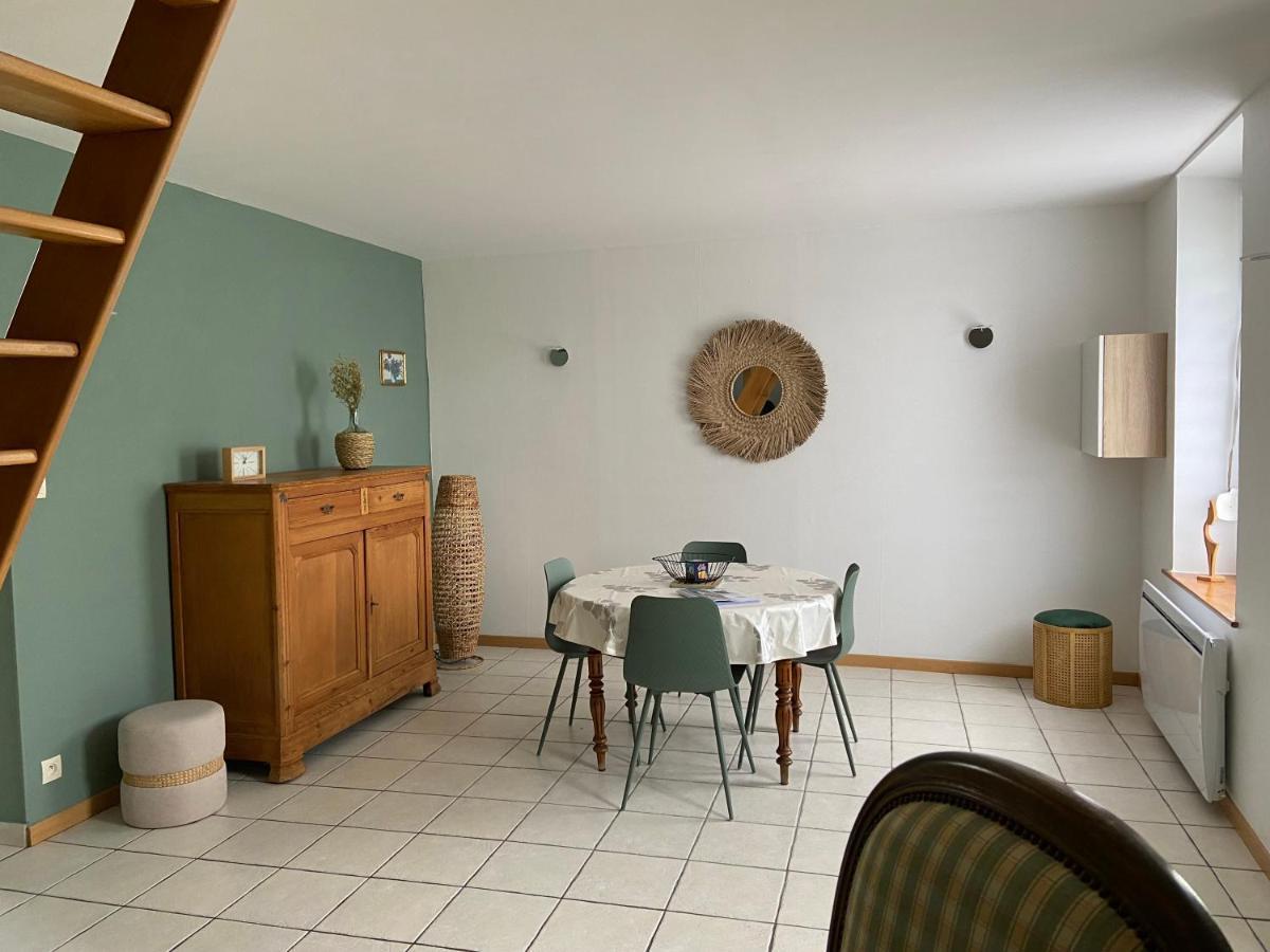 Ferienhaus Maison De Village Avec Jardin 15mn Des Plages, Wifi, 2 Chambres, Jardin *