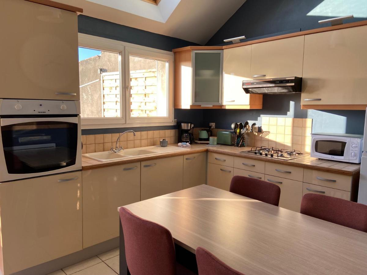 Ferienhaus Maison De Village Avec Jardin 15mn Des Plages, Wifi, 2 Chambres, Jardin