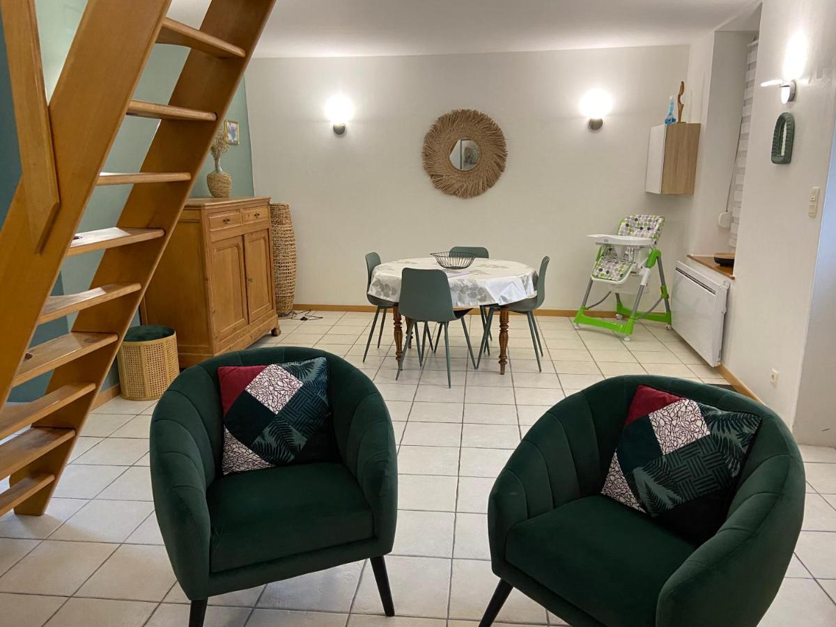 Maison De Village Avec Jardin 15mn Des Plages, Wifi, 2 Chambres, Jardin Ferienhaus