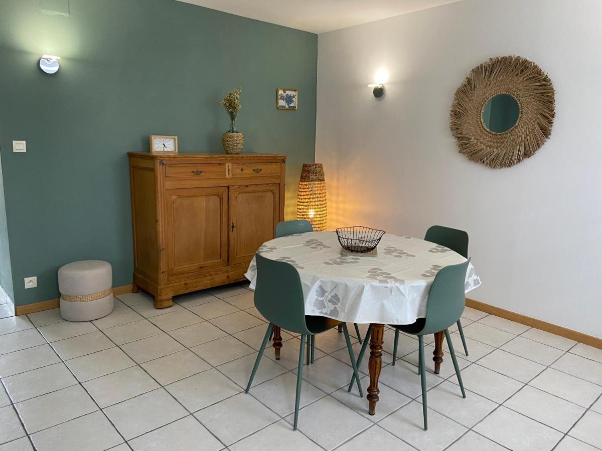 Maison De Village Avec Jardin 15mn Des Plages, Wifi, 2 Chambres, Jardin *