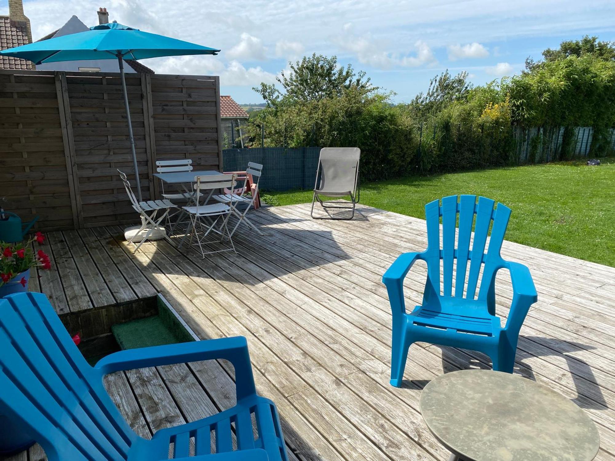 Casa de Férias Maison De Village Avec Jardin 15mn Des Plages, Wifi, 2 Chambres, Jardin *