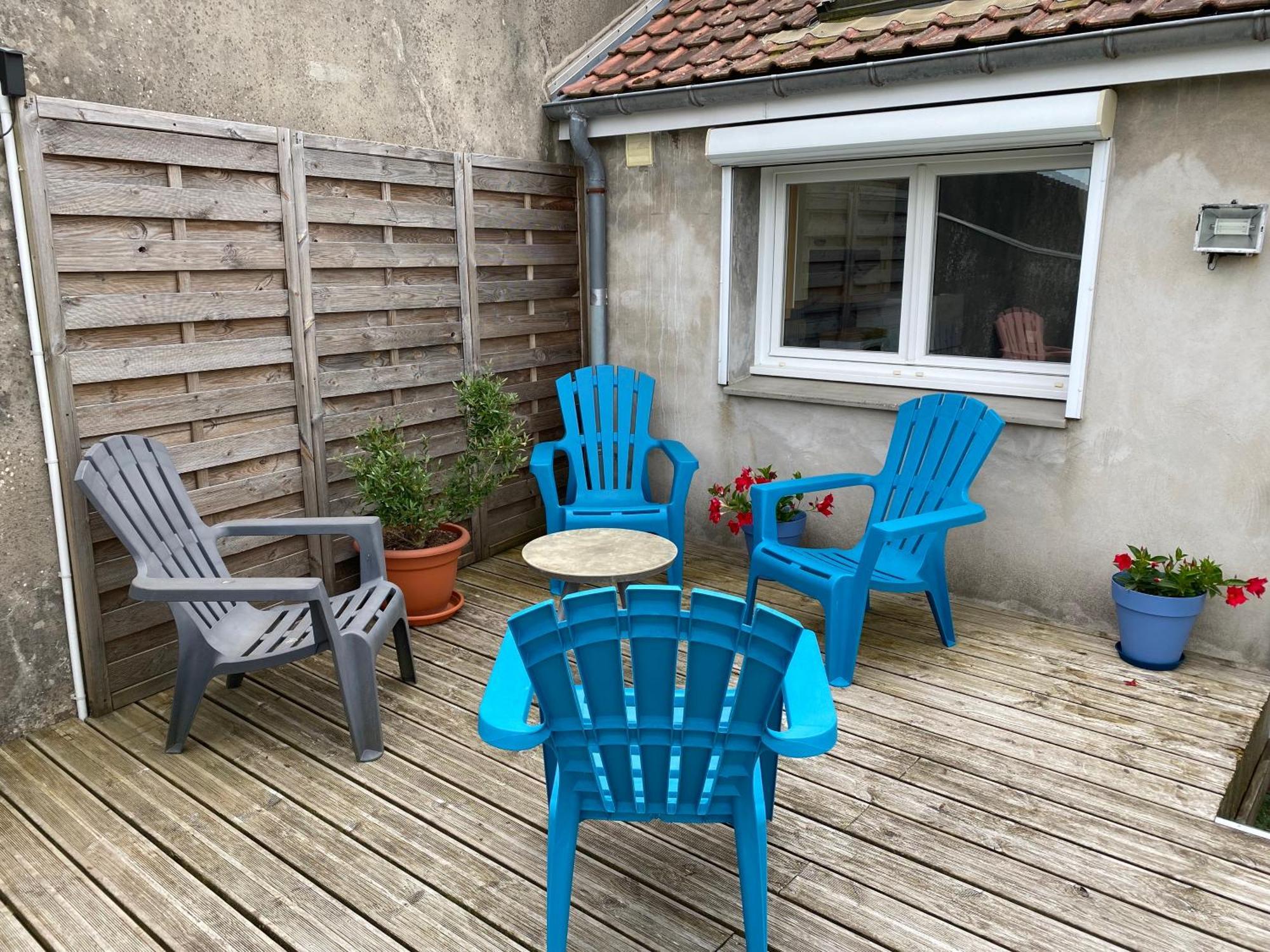 Ferienhaus Maison De Village Avec Jardin 15mn Des Plages, Wifi, 2 Chambres, Jardin